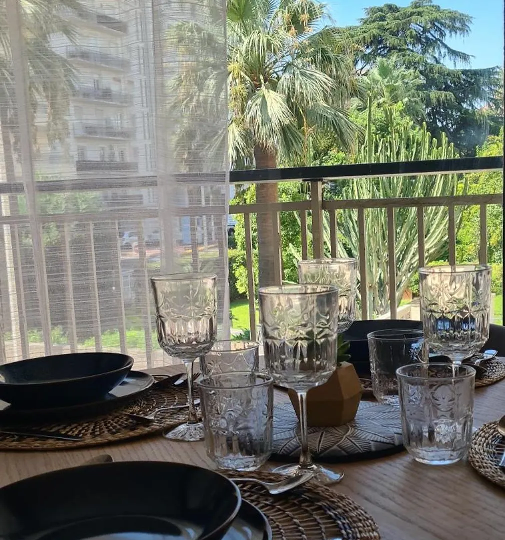 Apartmán Le Ptit Ecrin Du Lerins Cannes 0*,